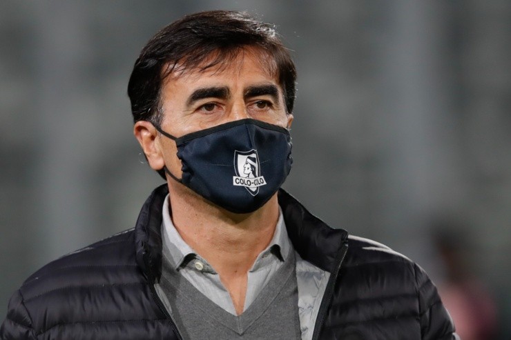 Gustavo Quinteros se refiere a posible continuidad en Colo Colo para 2022
