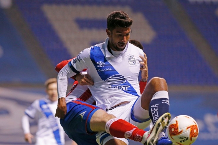 Eduardo Herrera con Puebla.