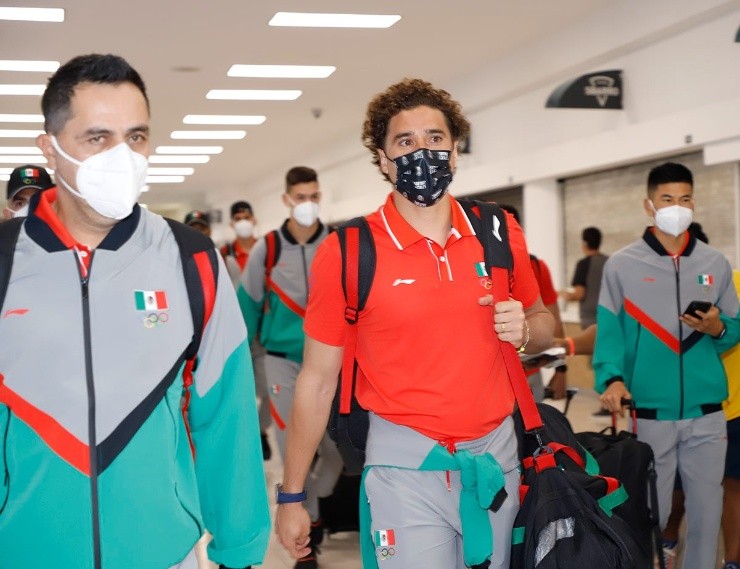 Guillermo Ochoa es uno de los tres refuerzos del Tri. (@COM_Mexico)