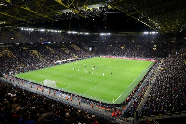 El Signan Iduna Park es uno de los estadios más vibrantes de Europa (Fuente: Getty Images) El Signan Iduna Park es uno de los estadios más vibrantes de Europa (Fuente: Getty Images)