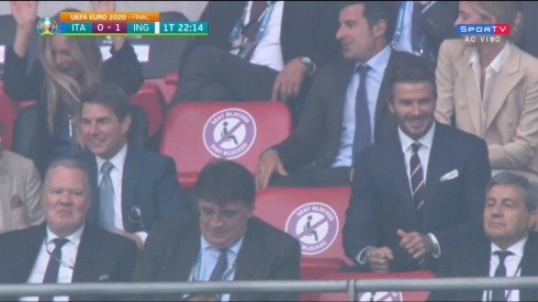 Tom Cruise e David Beckham durante a partida entre Itália x Inglaterra, pela final da Eurocopa