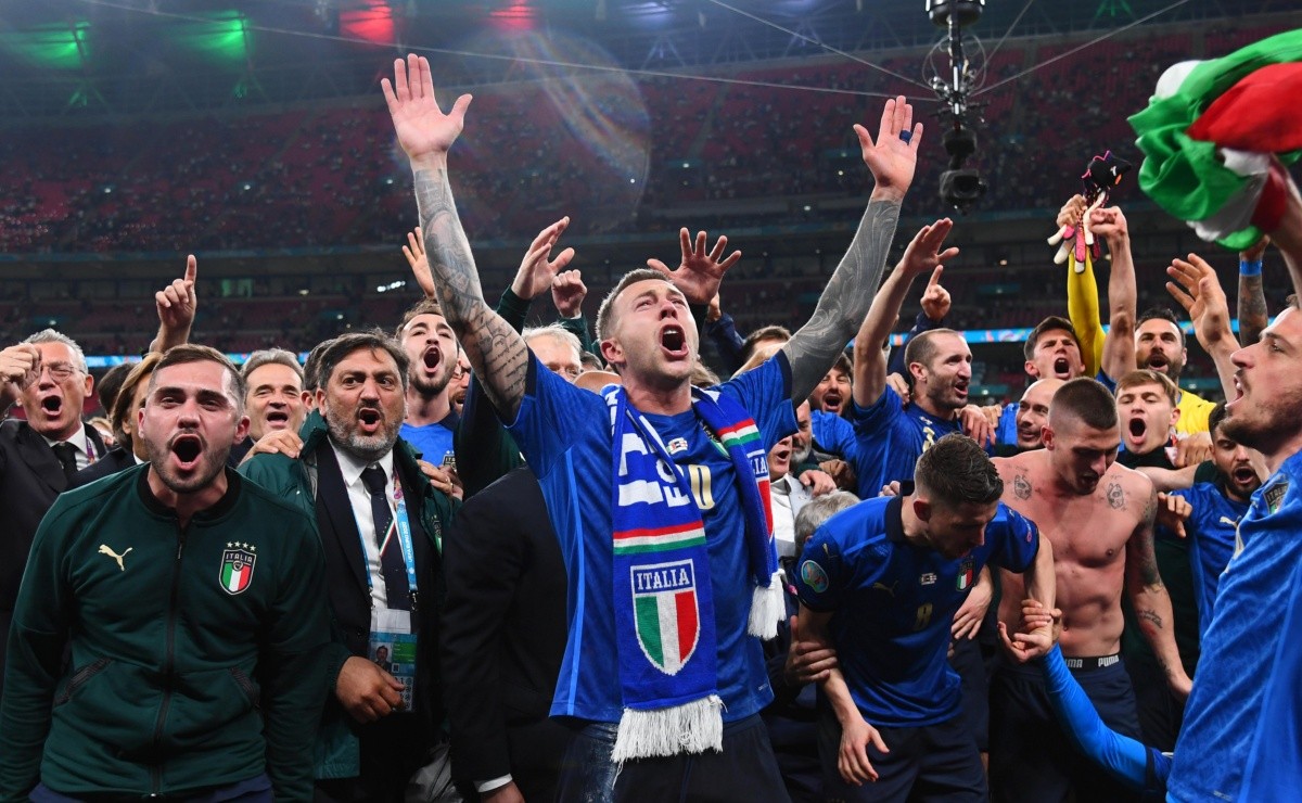 Video Italia salió campeón de la Eurocopa y festejaron cantando el