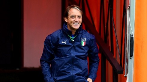Roberto Mancini se dio el lujo de bromear con sus jugadores en la previa de la final de la Eurocopa.