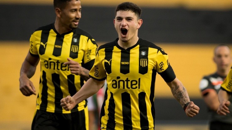 Agustín Álvarez Martínez, delantero de Peñarol, es el máximo anotador de esta Copa Sudamericana 2021 con 8 goles (Fuente: Twitter Peñarol).