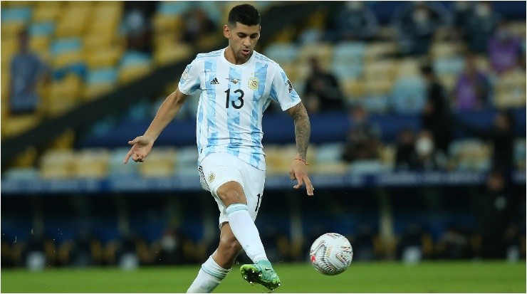 Cristian Romero playing for Argentina. (Getty)