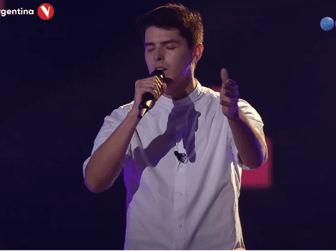 La Voz Argentina 2021: el tucumano Hernán Lemos cantó una canción de Cristian Castro y se ganó todos los aplausos