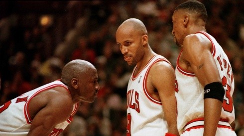 Michael Jordan, Ron Harper y Scottie Pippen en el multicampeón Chicago Bulls.