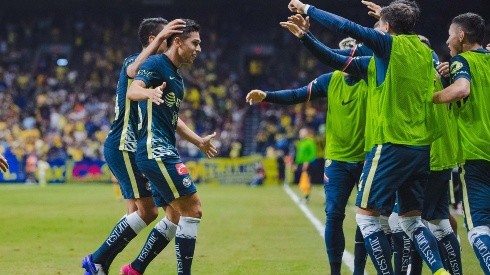 Salvador Reyes en pleno festejo de su gol en el amistoso ante Tigres.