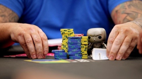 Não se engane, entrar em um time de poker pode ser uma boa (Foto: Divulgação/BSOP)