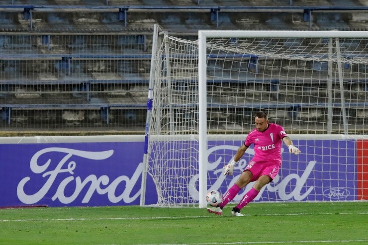 Sebastián Pérez Universidad Católica