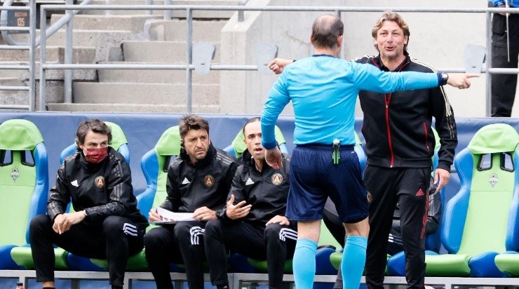 Gabriel Heinze argues with the official during the second half against the Seattle Sounders (Getty)