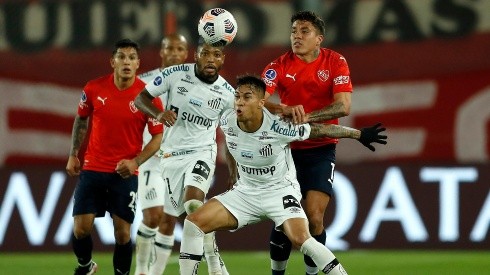 Independiente quedó afuera ante Santos con una actuación digna