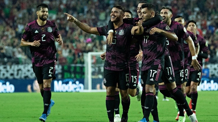 México goleó y avanzó a las semifinales.