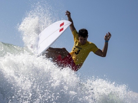 Tres surfistas peruanos avanzan en el campeonato de surf de Tokio 2020