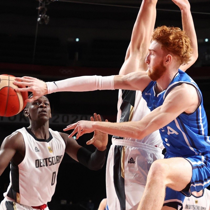 ¡Lo que erró! Nico Mannion se perdió una bandeja en el debut de Italia en Tokio 2020