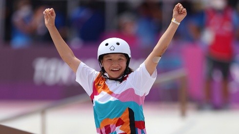 Momiji Nishiya se llevó el primer oro olímpico de la historia del skate femenino.