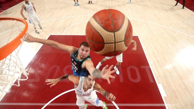 Luka Doncic tuvo una actuación estelar para derrotar a Argentina en el debut de Tokio 2020.