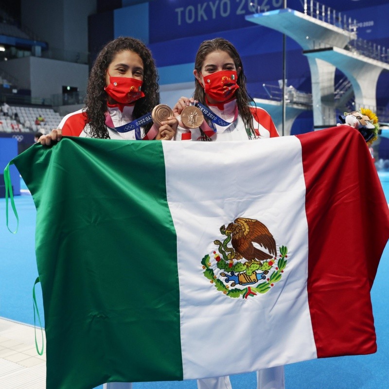 Hasta Wolverhampton festejó la medalla de bronce de México en clavados