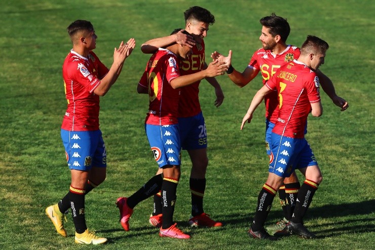 Union Espanola Derrota Como Local A Huachipato Y Comienza A Escalar En El Campeonato Nacional