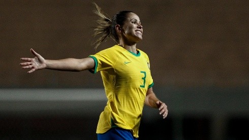 Érika sabe da dificuldade, mas acredita na vitória do Brasil contra o Canadá (Foto: Getty Images)