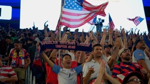 USA fans at the game against Qatar (Getty).