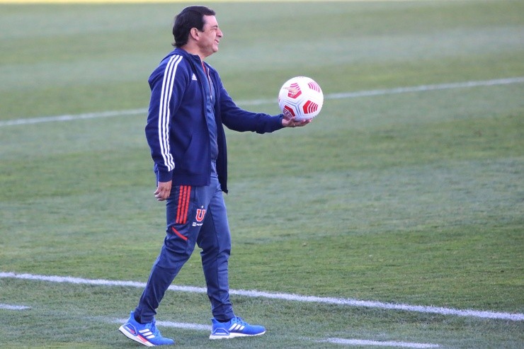 Esteban Valencia Universidad de Chile