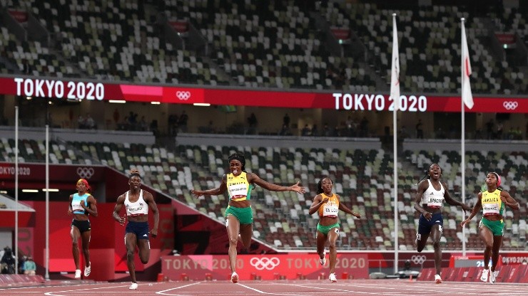 Elaine Thompson-Herah, ganadora del oro en los 200 metros femeninos.