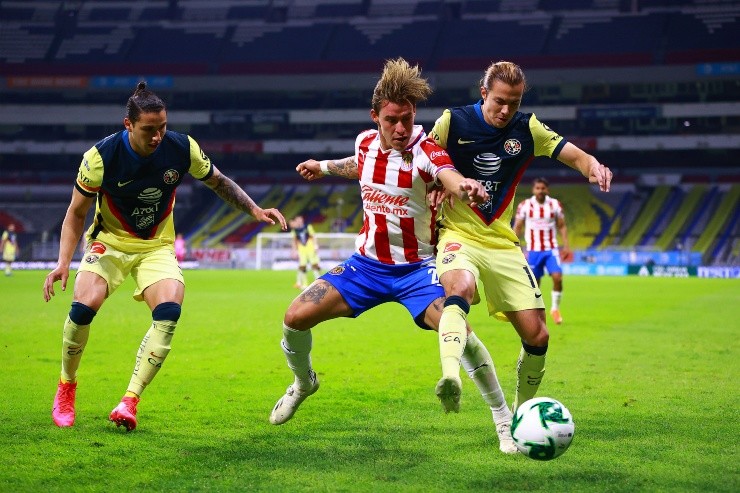 Jorge Sánchez y Sebastián Córdova Jorge Sánchez y Sebastián Córdova