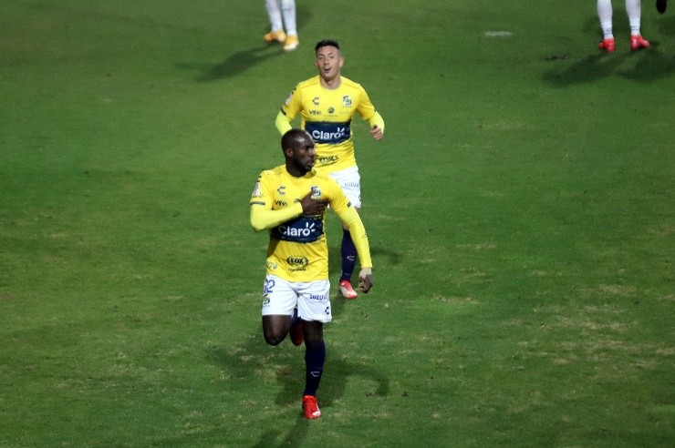 Cecilio Waterman Everton 