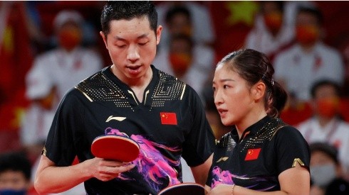 Xu Xin y Liu Shiwen, medallas de plata en Dobles Mixto de Tenis de Mesa.