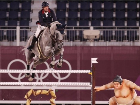 El mayor miedo de los caballos de ecuestre... ¡Luchadores de sumo!