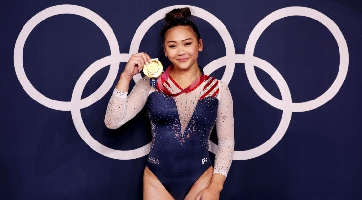 Sunisa Lee of Team United States poses with her gold medal. (Getty)