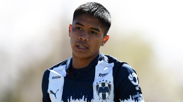 El juvenil de la Pandilla y una patada criminal.(Imago 7)