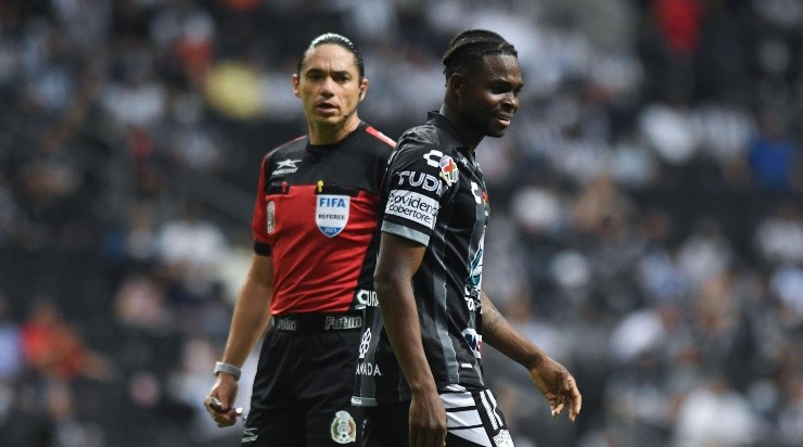 Avilés Hurtado colaboró con su ex equipo. (Imago 7)