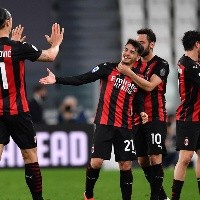 AC Milan avanza por una estrella del Calcio