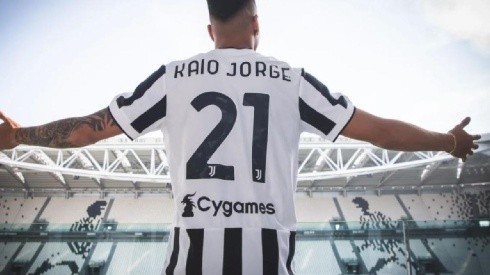 Kaio Jorge en presentación de Juventus.