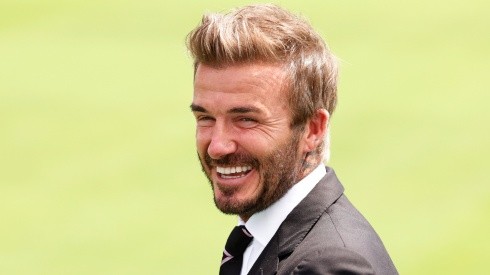 David Beckham estaba en el estadio y reaccionó al disparo fallido del Pipita.
