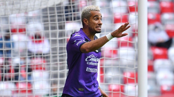 Sanvezzo y una jornada violenta. (Imago 7)