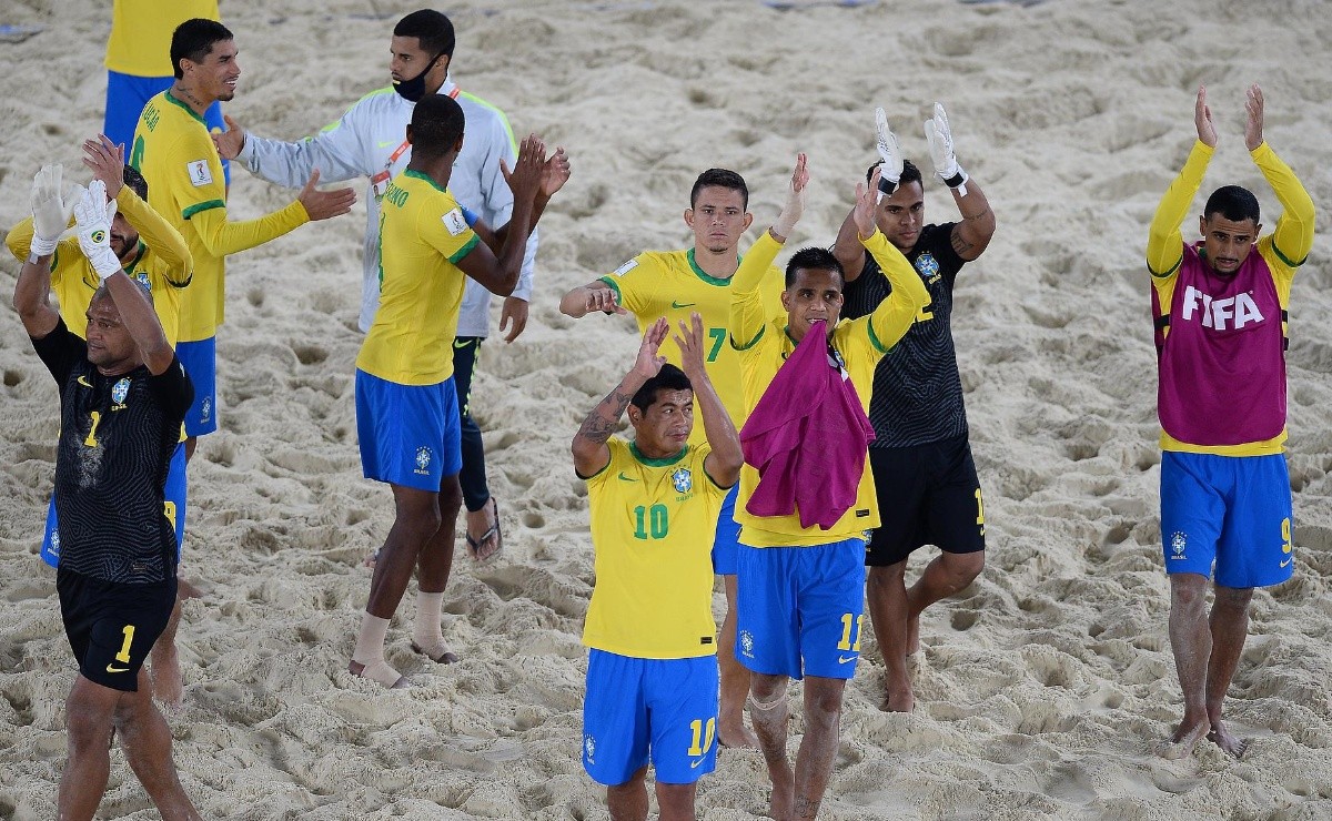 Amistoso Bra-Pel de beach soccer reunirá ídolos do futebol de Pelotas na  Praia do Laranjal
