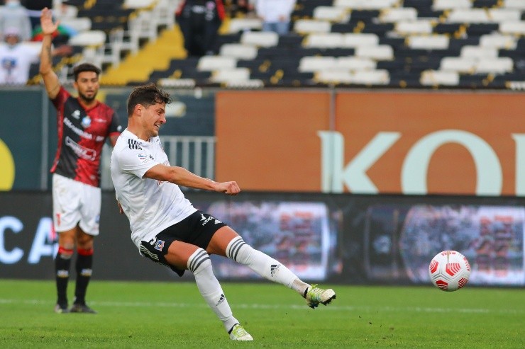 Colo Colo Miiko Albornoz