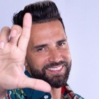 Latino revela que compôs o single 'Tô Nem Aí' após levar um “pé na bunda” de Kelly Key