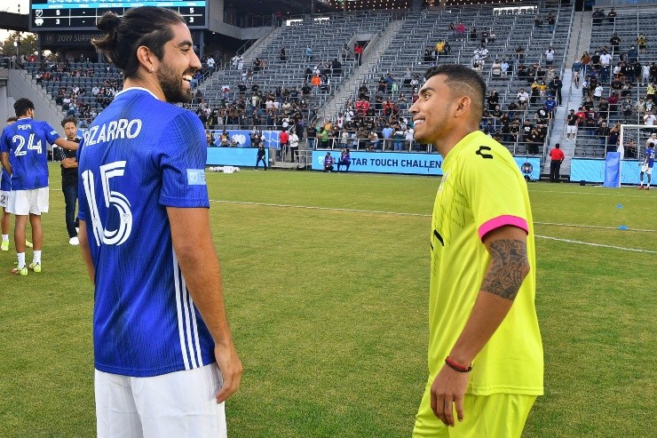 Orbelín Pineda Rodolfo Pizarro