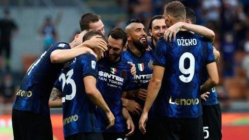 Festejo de gol de Inter en la Serie A.