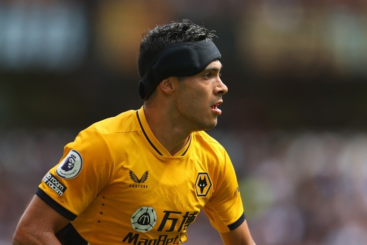 Raúl Jiménez no pudo anotar en la derrota de Wolves. Getty.