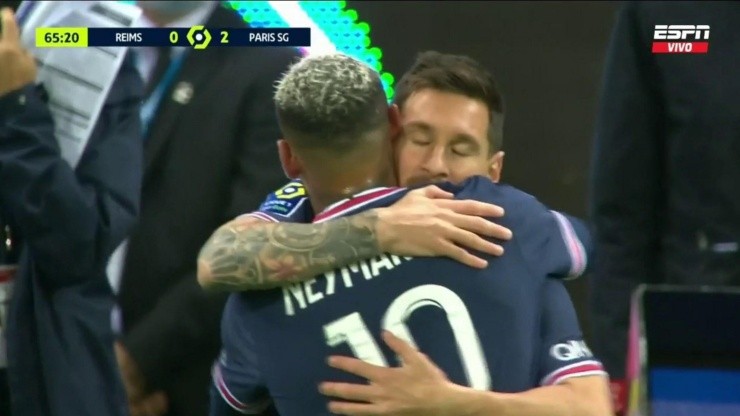 Lionel Messi debutó reemplazando a Neymar.