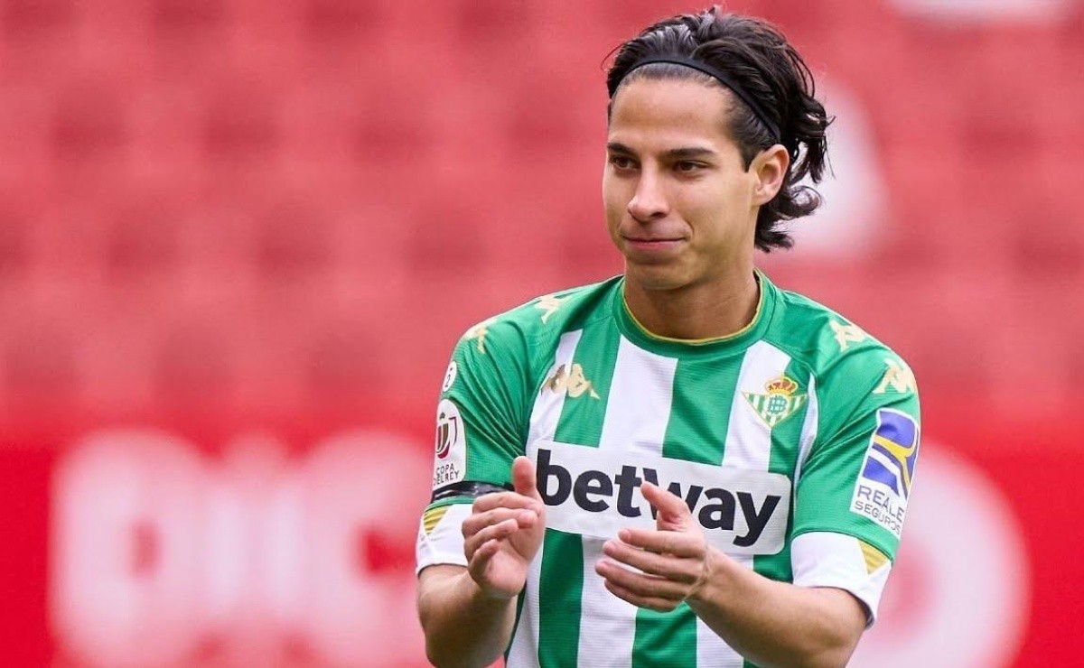 Diego Lainez Estará En La Lista B De La Europa League, Pero Podrá Jugar ...