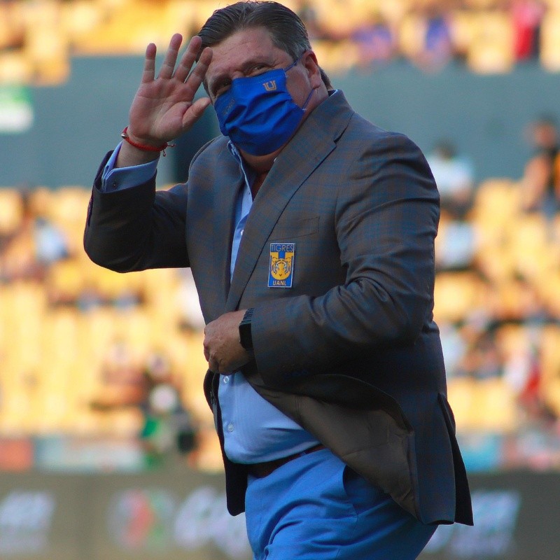 Magnífico gesto: Miguel Herrera le cumplió el sueño a un aficionado de Tigres