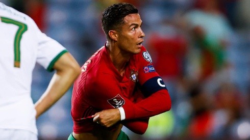 Cristiano Ronaldo en festejo de gol con Portugal.