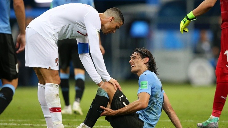 Cristiano Ronaldo y Edinson Cavani en el Mundial de Rusia 2018.