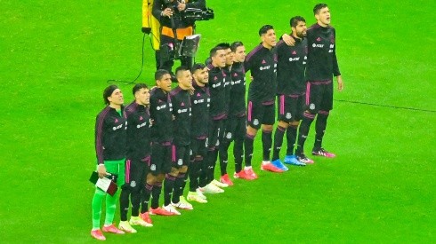 La Selección Mexicana sorprendió durante el himno.